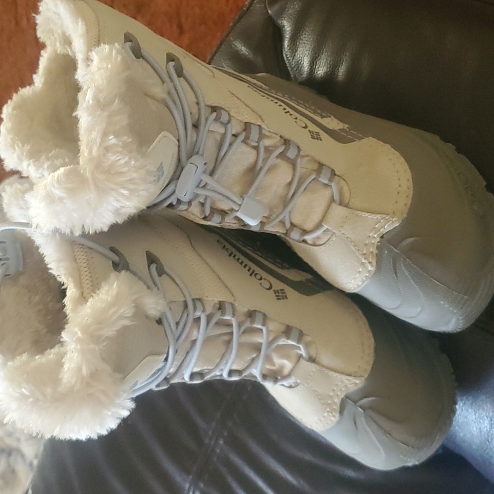 Columbia kids size waterproof boots